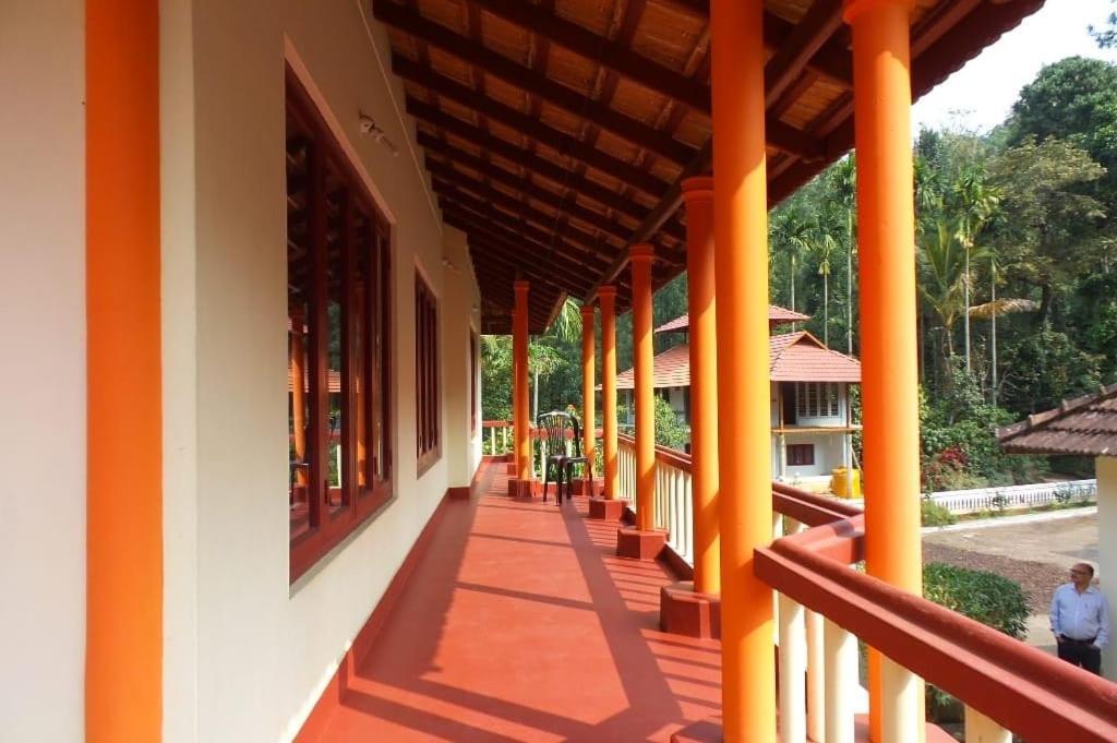 Coorg Divine Spark Home Stay Suntikoppa Dış mekan fotoğraf