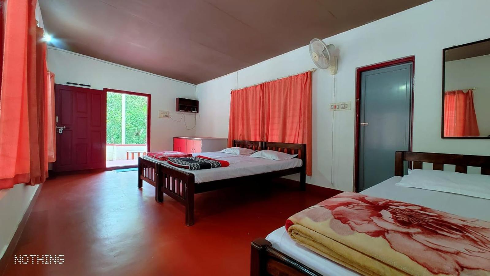 Coorg Divine Spark Home Stay Suntikoppa Dış mekan fotoğraf