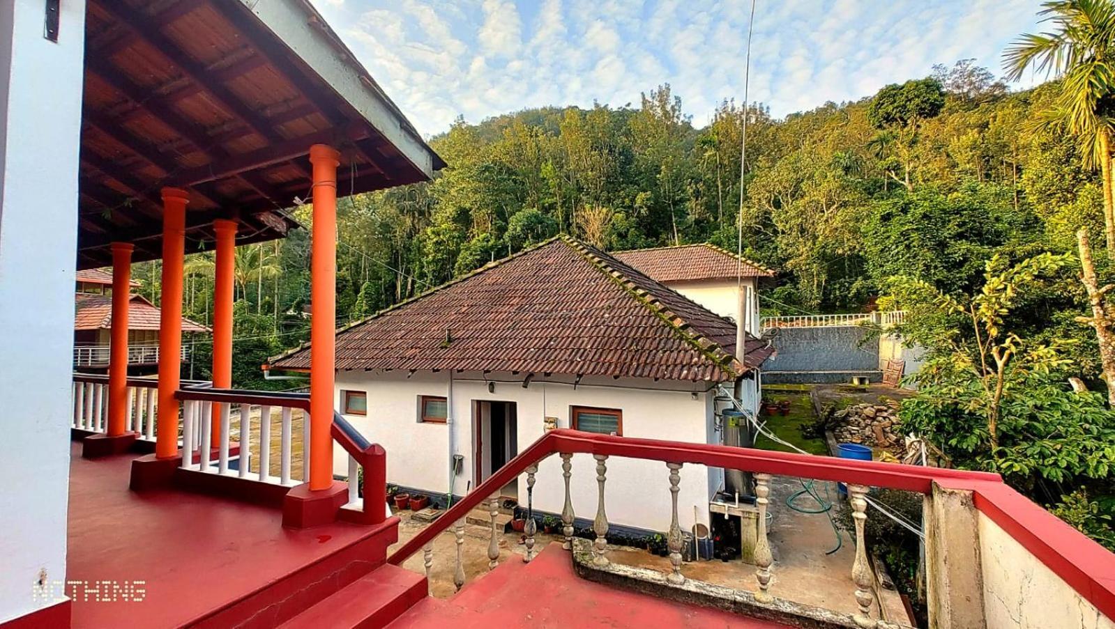 Coorg Divine Spark Home Stay Suntikoppa Dış mekan fotoğraf
