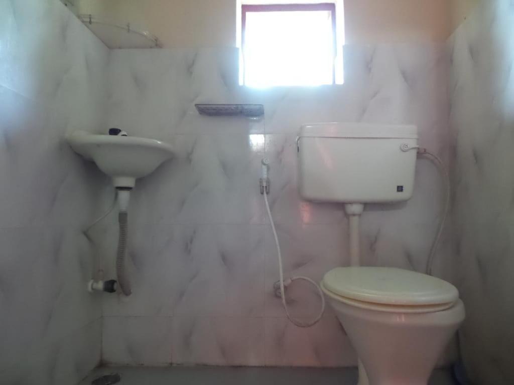 Coorg Divine Spark Home Stay Suntikoppa Dış mekan fotoğraf
